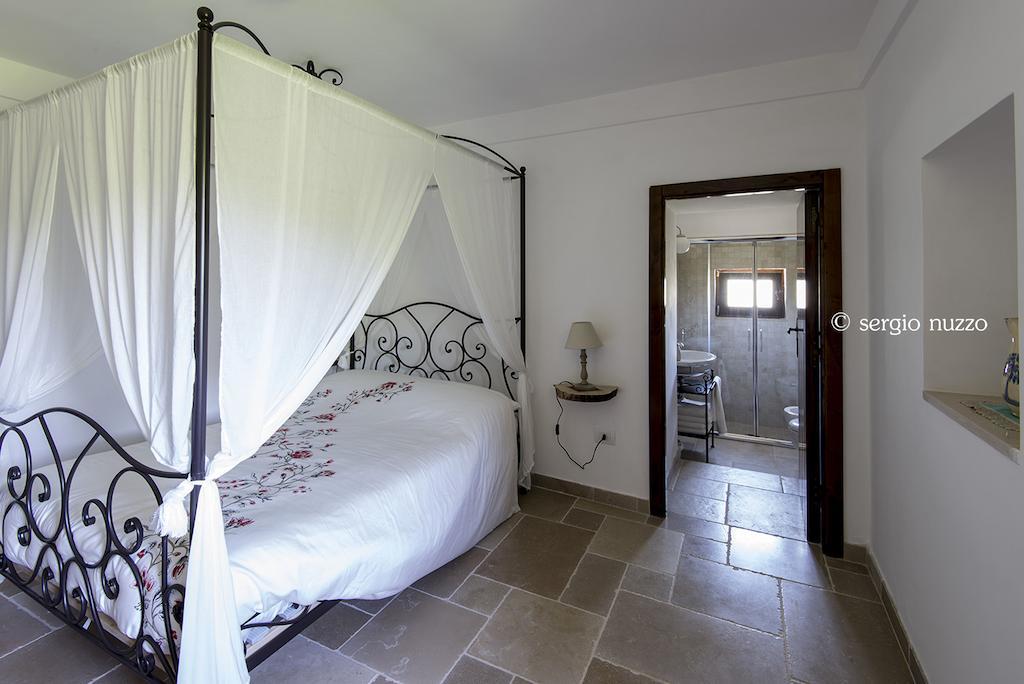 ألبيروبيللو Masseria Mazzalorsa الغرفة الصورة
