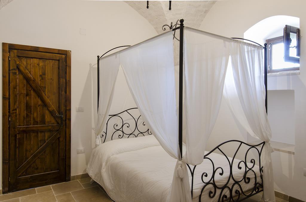 ألبيروبيللو Masseria Mazzalorsa الغرفة الصورة